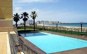 Beachfront Penthouse In Residencial Dos Mares